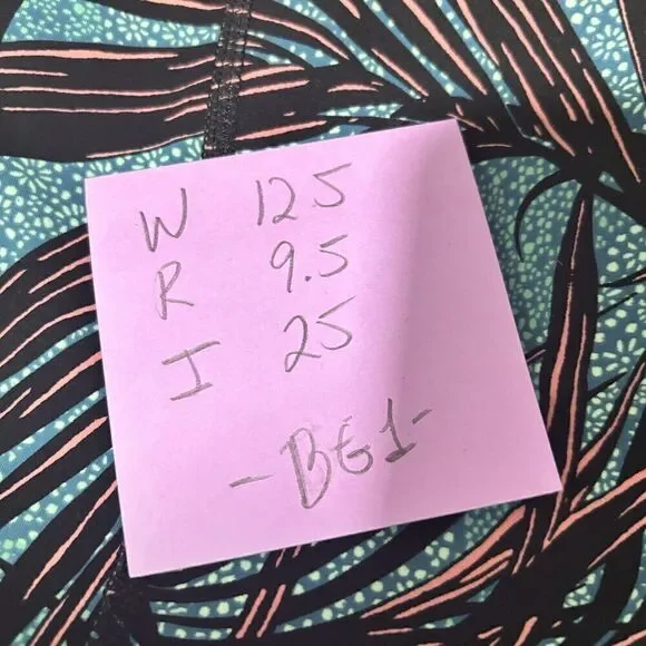 Lululemon Tigh Stuff Tight Palm Lace Tofino Teal Womens Size 4 Leggings scallop - Picture 14 of 14